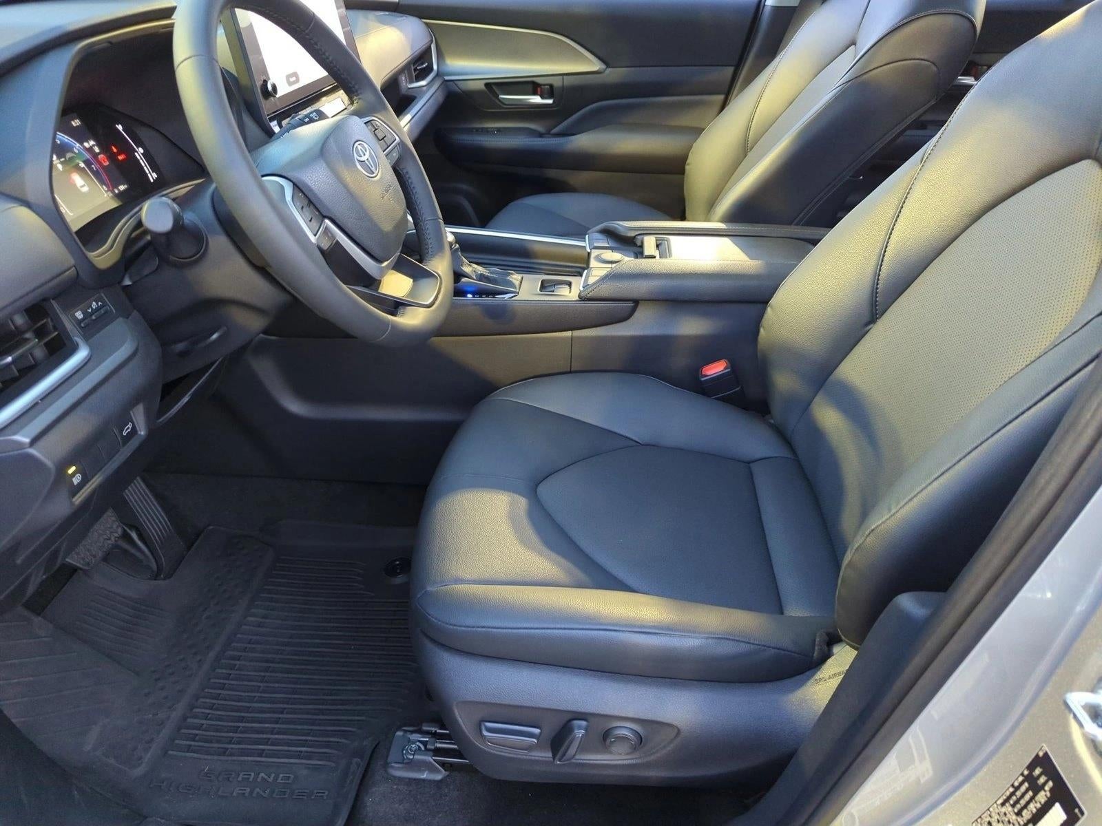 2025 Toyota Grand Highlander XLE FWD (Natl)