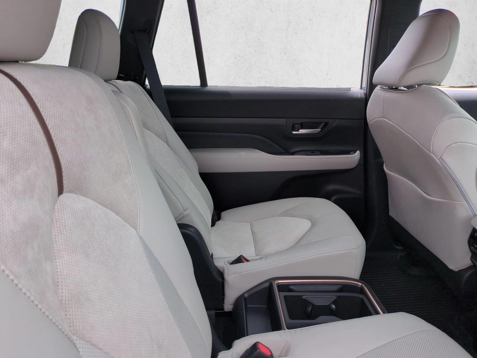 2026 Toyota Grand Highlander Hybrid MAX Limited AWD (Natl)