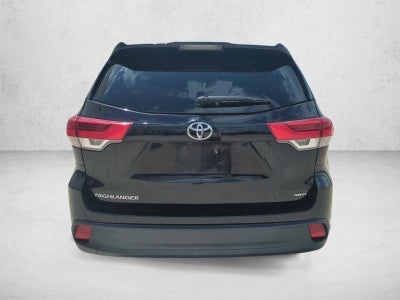 2019 Toyota Highlander LE V6 AWD (Natl)
