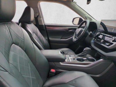 2022 Toyota Highlander Hybrid Platinum AWD (Natl)