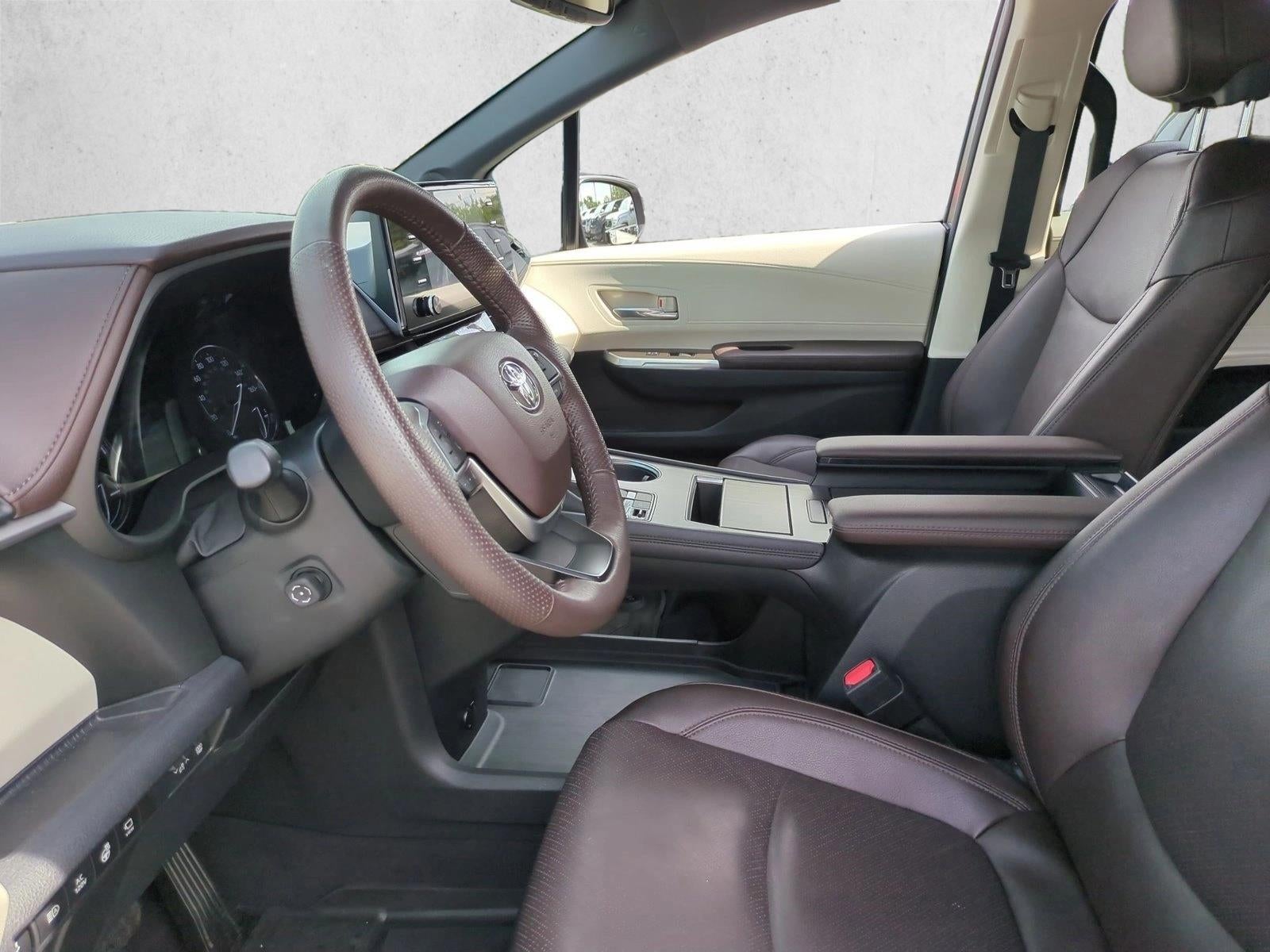 2024 Toyota Sienna Platinum AWD 7-Passenger (GS)