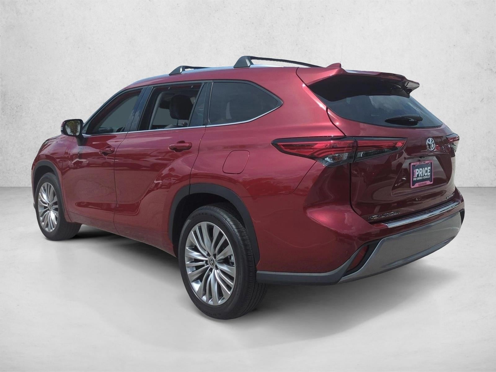2022 Toyota Highlander Platinum FWD (Natl)