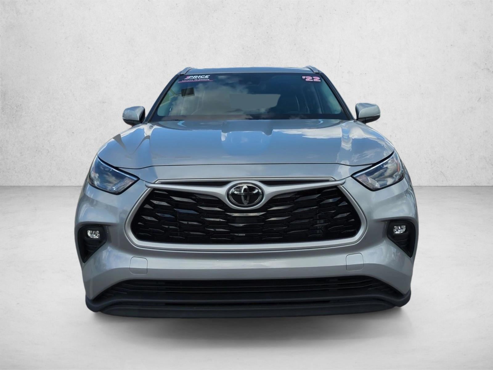 2022 Toyota Highlander XLE FWD (Natl)