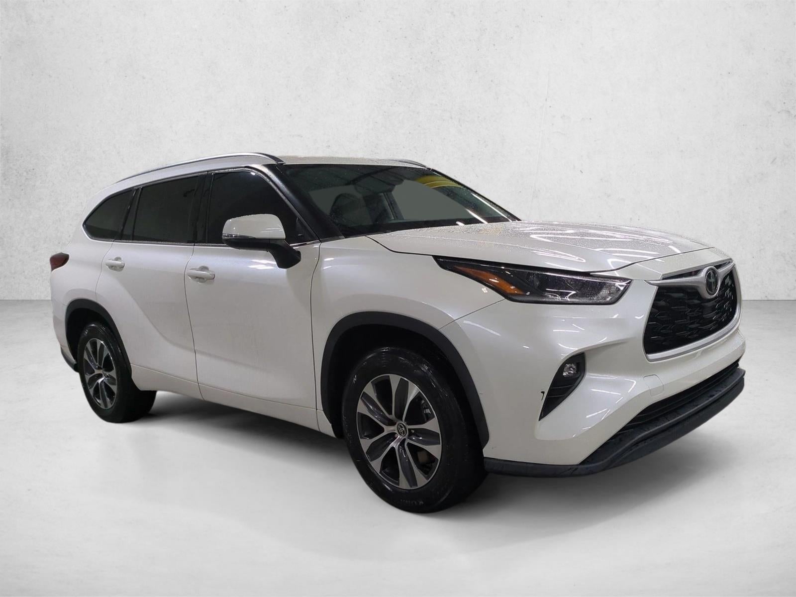 2021 Toyota Highlander XLE FWD (Natl)
