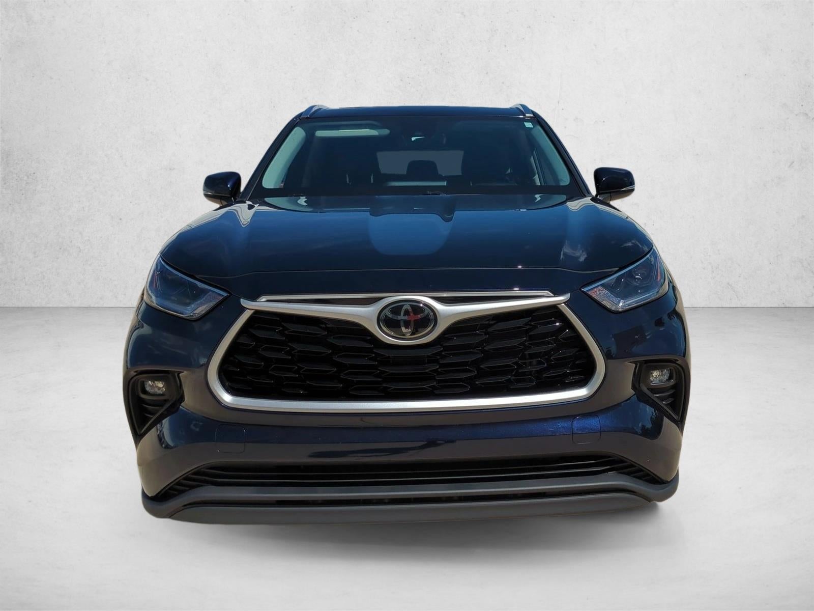 2021 Toyota Highlander XLE FWD (Natl)