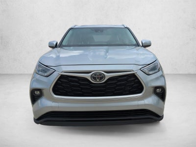 2022 Toyota Highlander XLE AWD (Natl)
