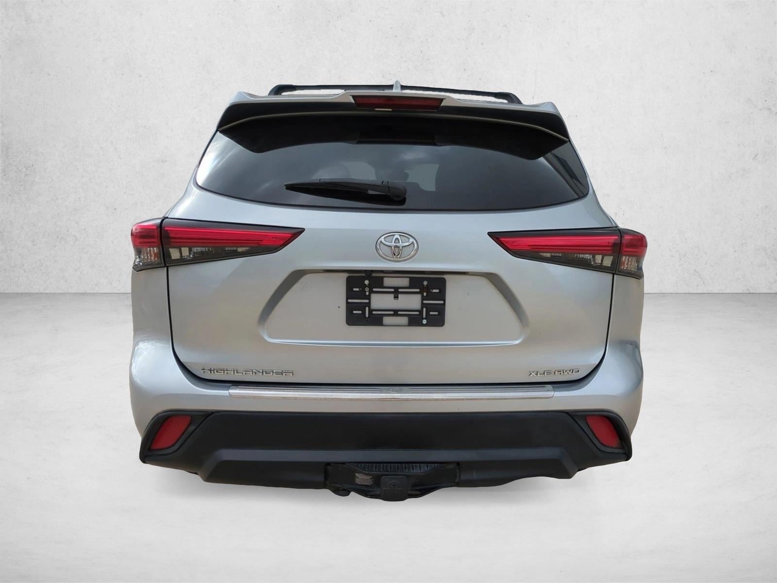 2020 Toyota Highlander XLE AWD (Natl)