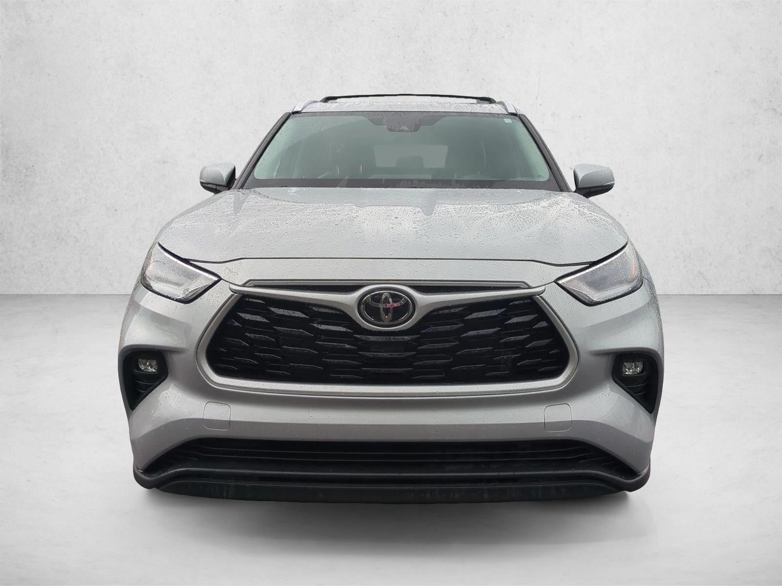 2021 Toyota Highlander XLE AWD (Natl)