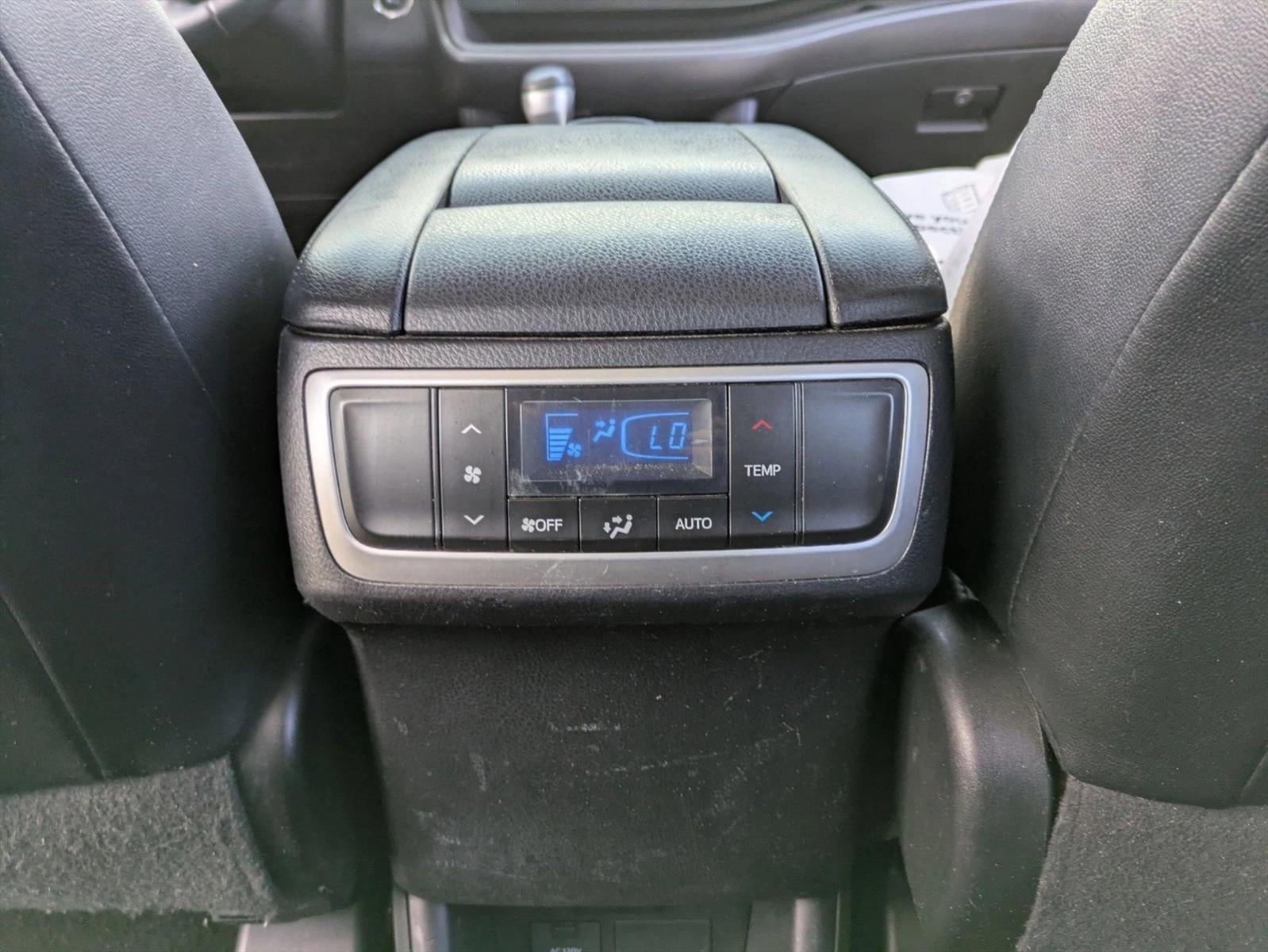 2017 Toyota Highlander SE V6 AWD (Natl)