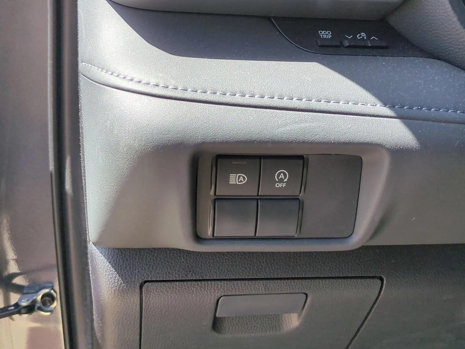 2023 Toyota Highlander L FWD (Natl)