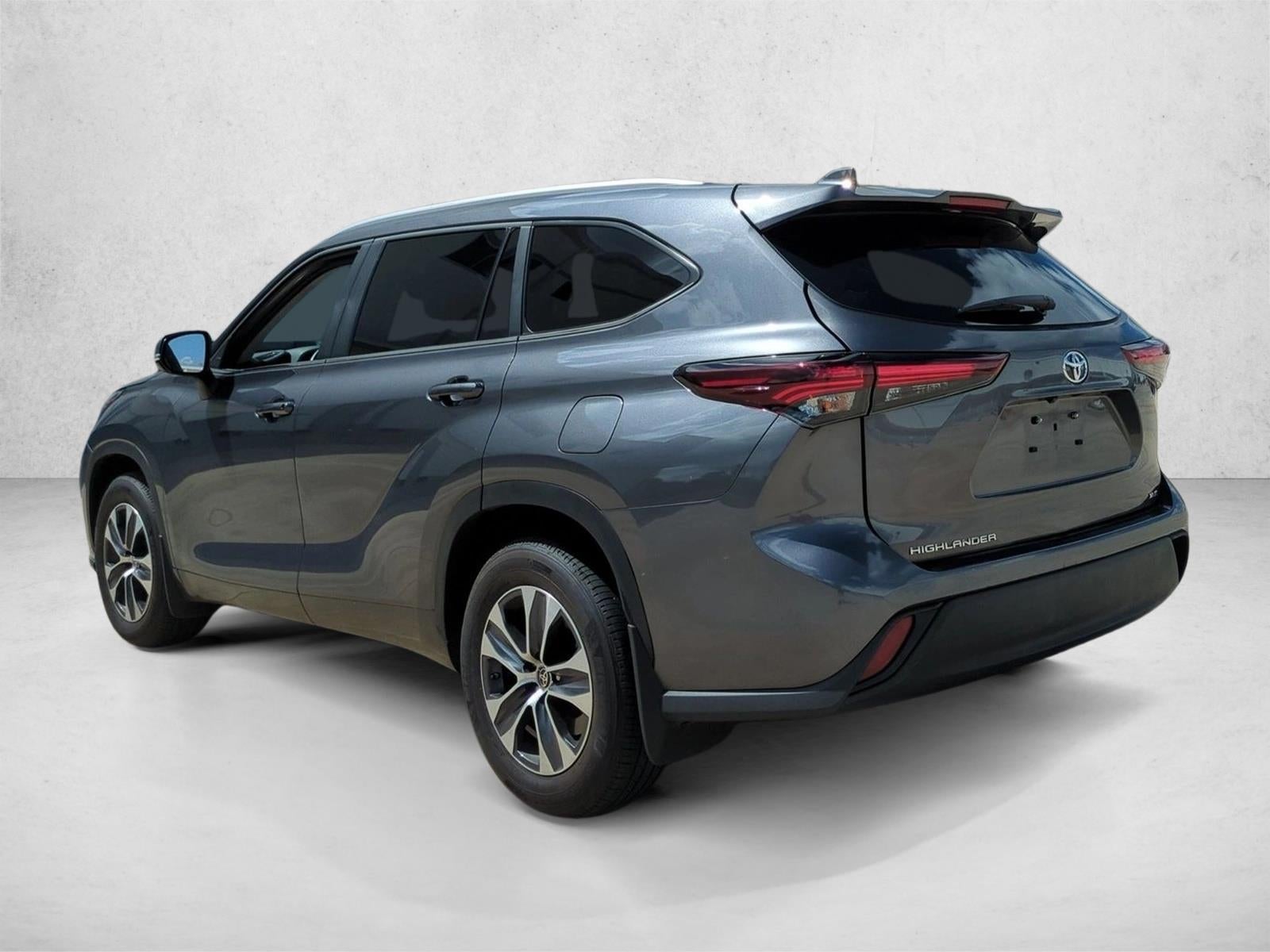 2024 Toyota Highlander XLE FWD (Natl)