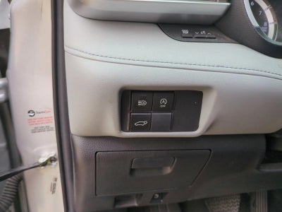 2023 Toyota Highlander XLE FWD (Natl)