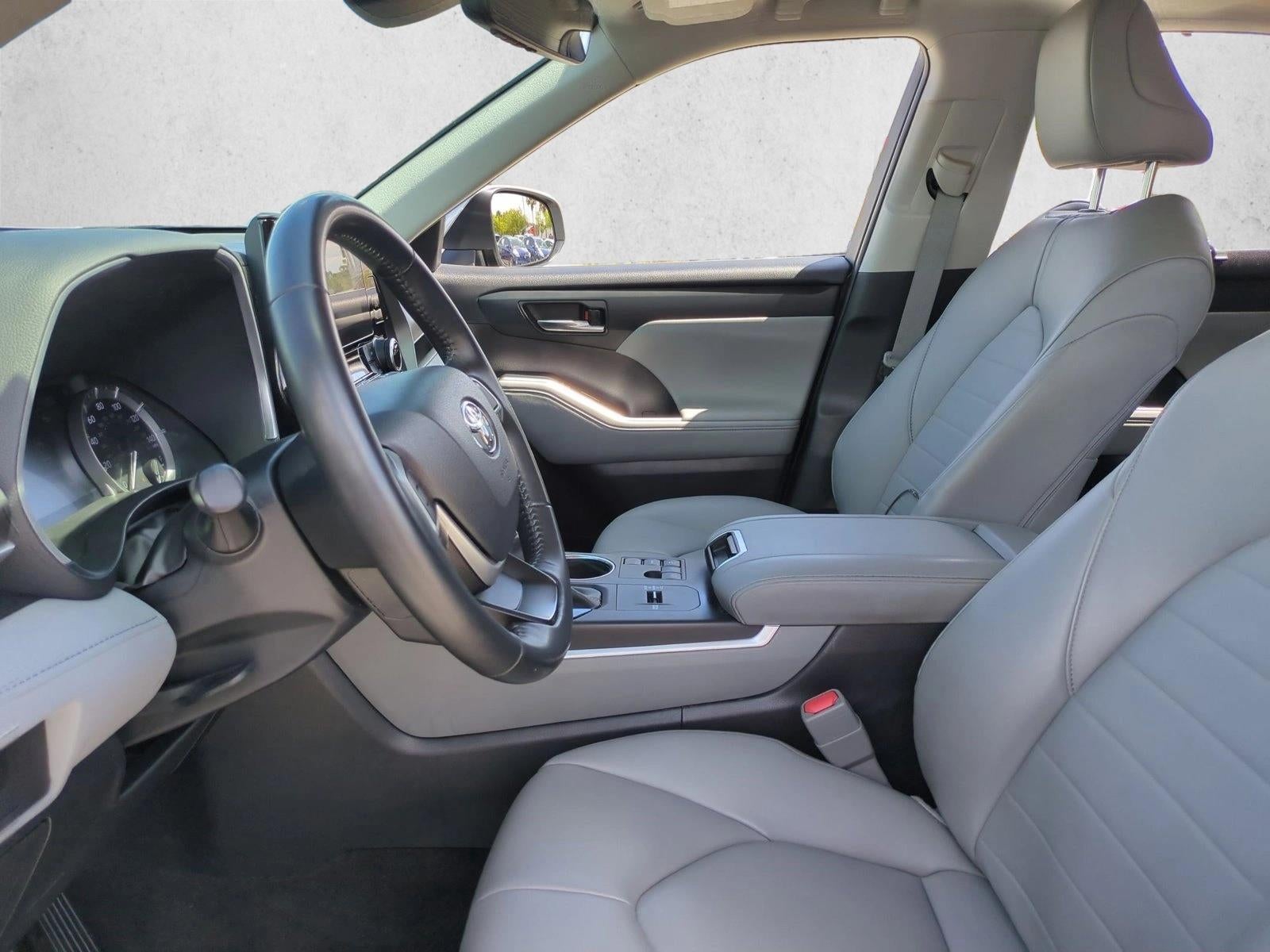 2023 Toyota Highlander XLE FWD (Natl)