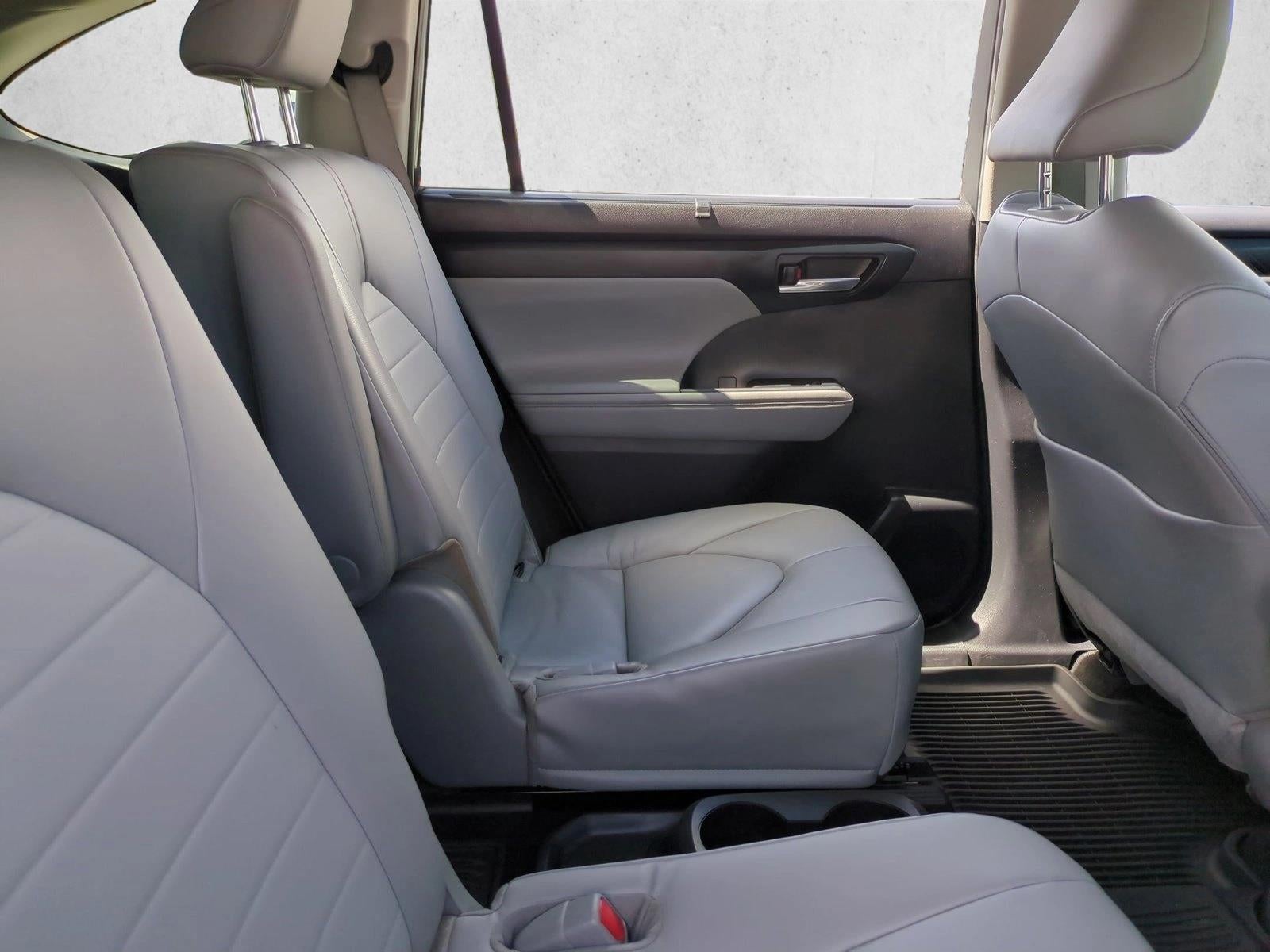 2023 Toyota Highlander XLE FWD (Natl)