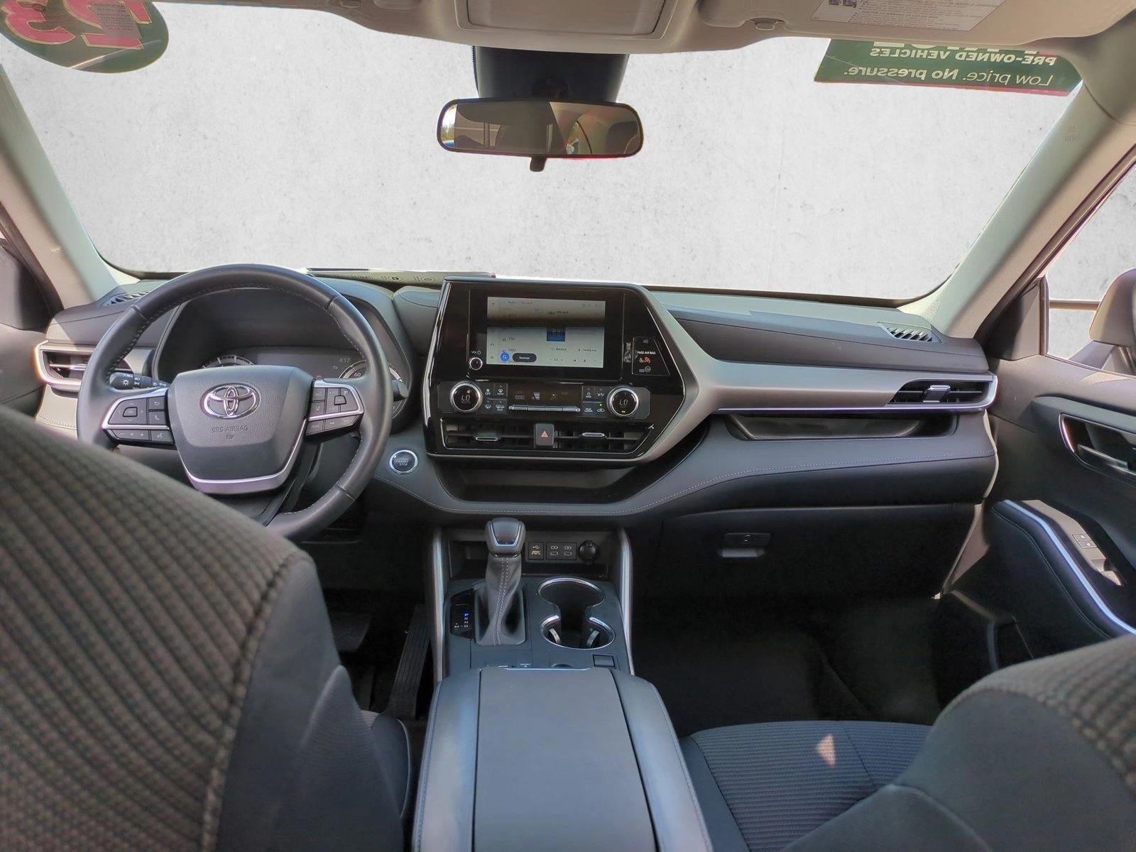 2023 Toyota Highlander LE FWD (GS)