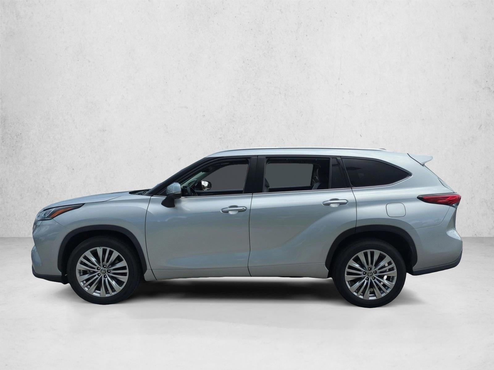 2023 Toyota Highlander Platinum FWD (Natl)