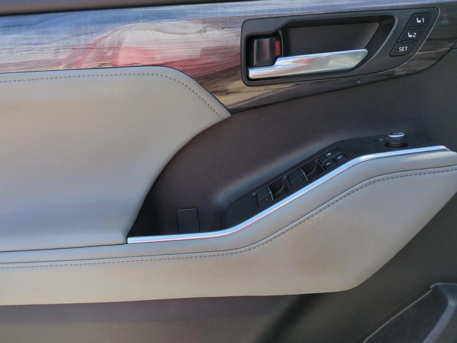 2023 Toyota Highlander Platinum FWD (Natl)