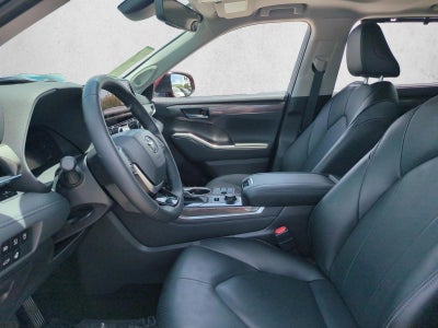 2025 Toyota Highlander Limited AWD (Natl)