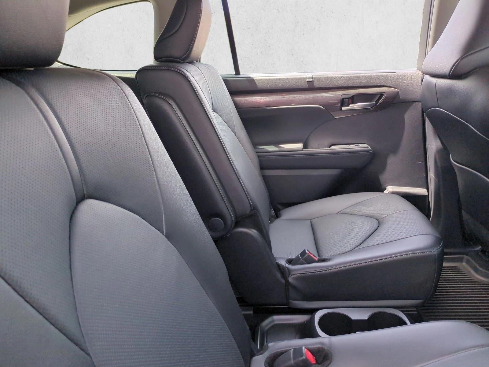 2025 Toyota Highlander Limited AWD (Natl)