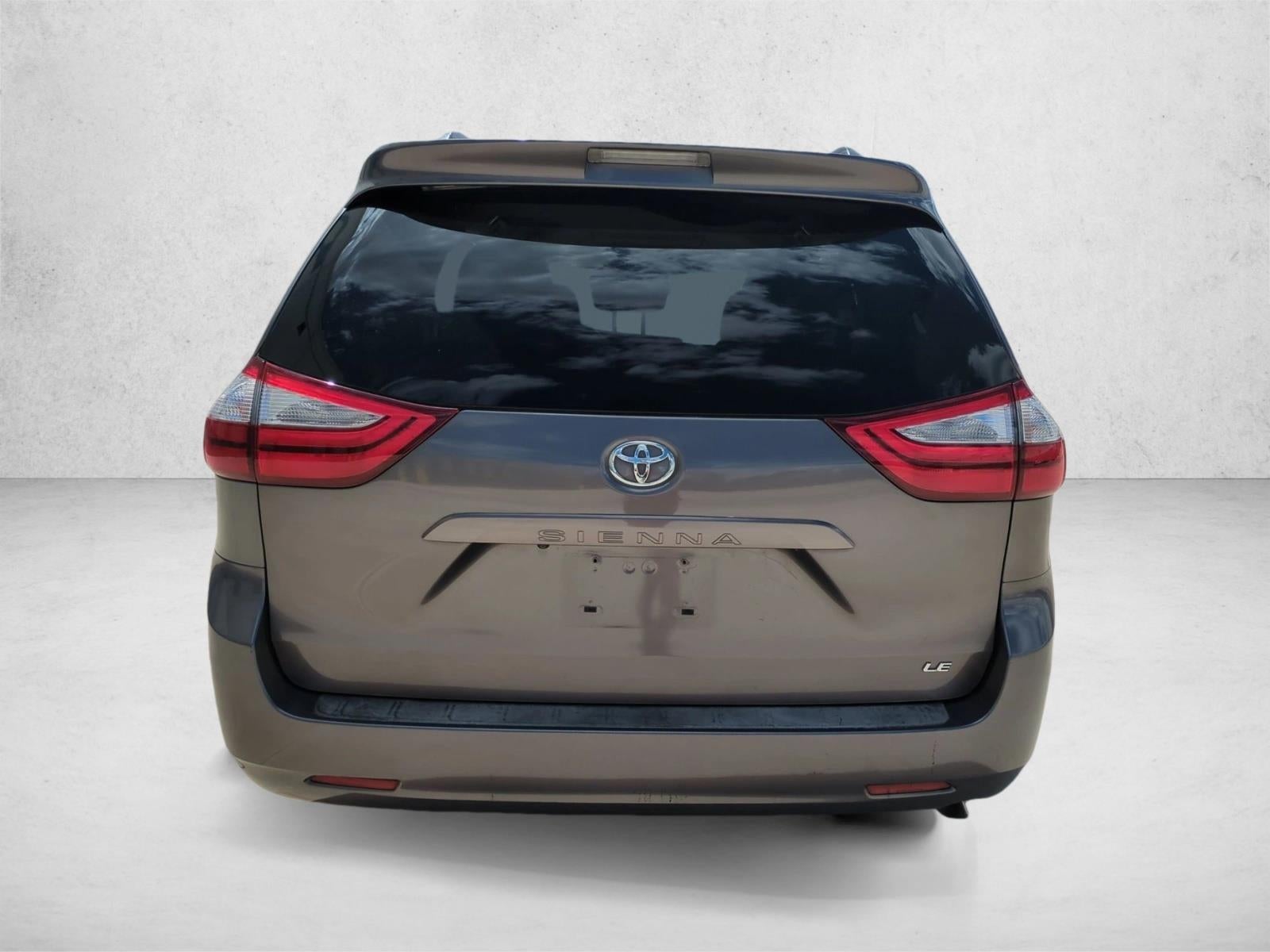 2016 Toyota Sienna 5dr 8-Pass Van LE FWD (GS)