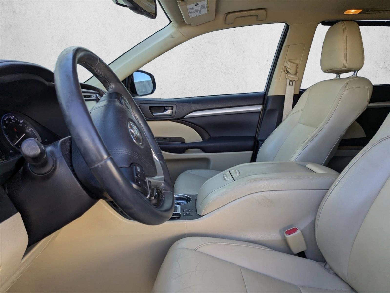 2016 Toyota Highlander FWD 4dr V6 XLE (Natl)