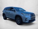 2019 Toyota Highlander XLE V6 FWD (Natl)
