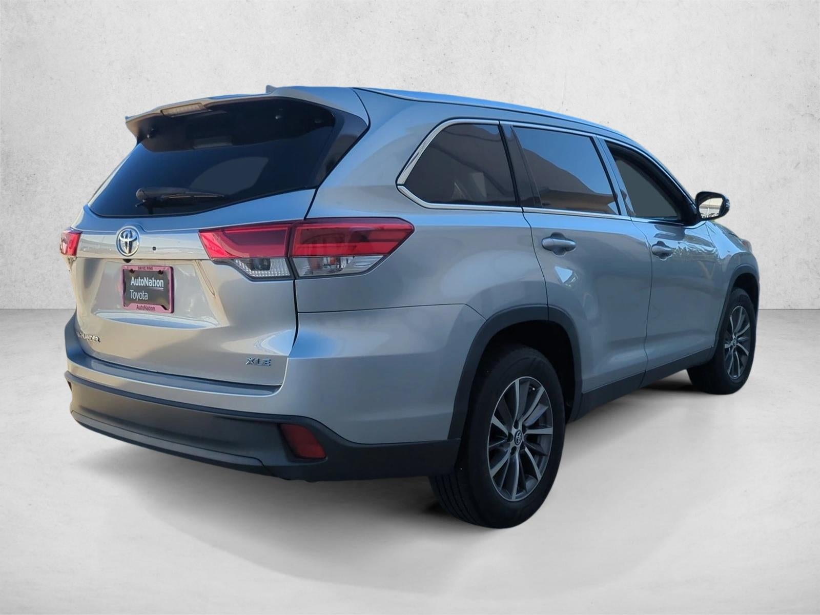 2019 Toyota Highlander XLE V6 FWD (Natl)
