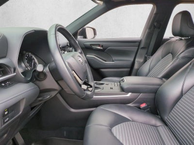 2022 Toyota Highlander XSE FWD (Natl)