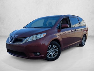 2015 Toyota Sienna 5dr 8-Pass Van XLE FWD (Natl)