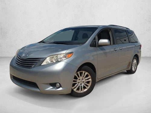2016 Toyota Sienna 5dr 8-Pass Van XLE FWD (Natl)