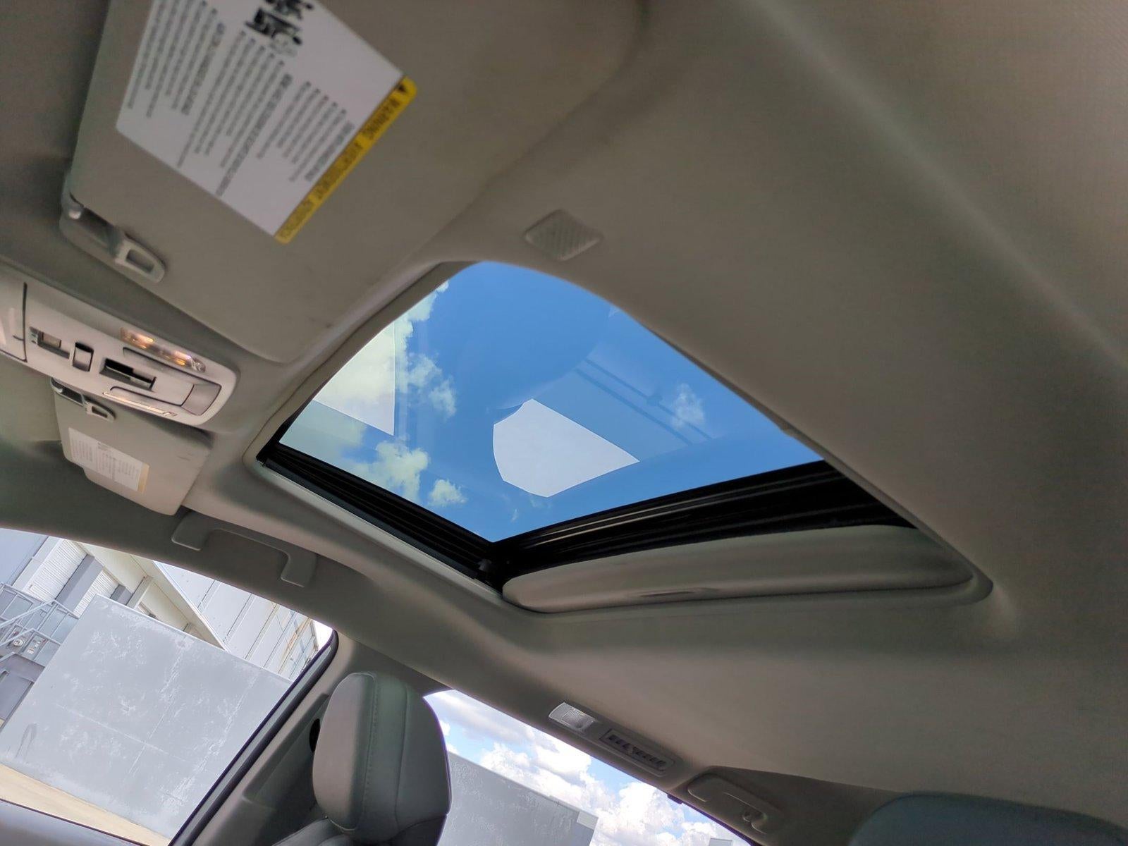 2024 Toyota Sienna XLE FWD 8-Passenger (Natl)