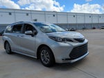 2024 Toyota Sienna XLE FWD 8-Passenger (Natl)