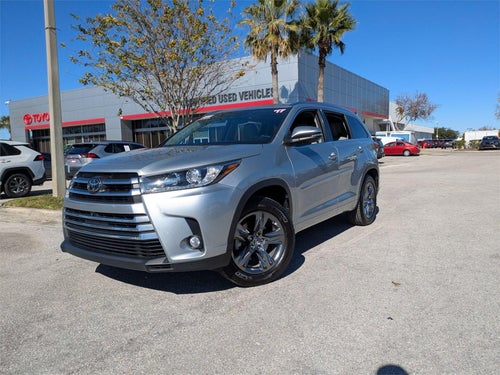 2017 Toyota Highlander Limited Platinum V6 FWD (Natl)