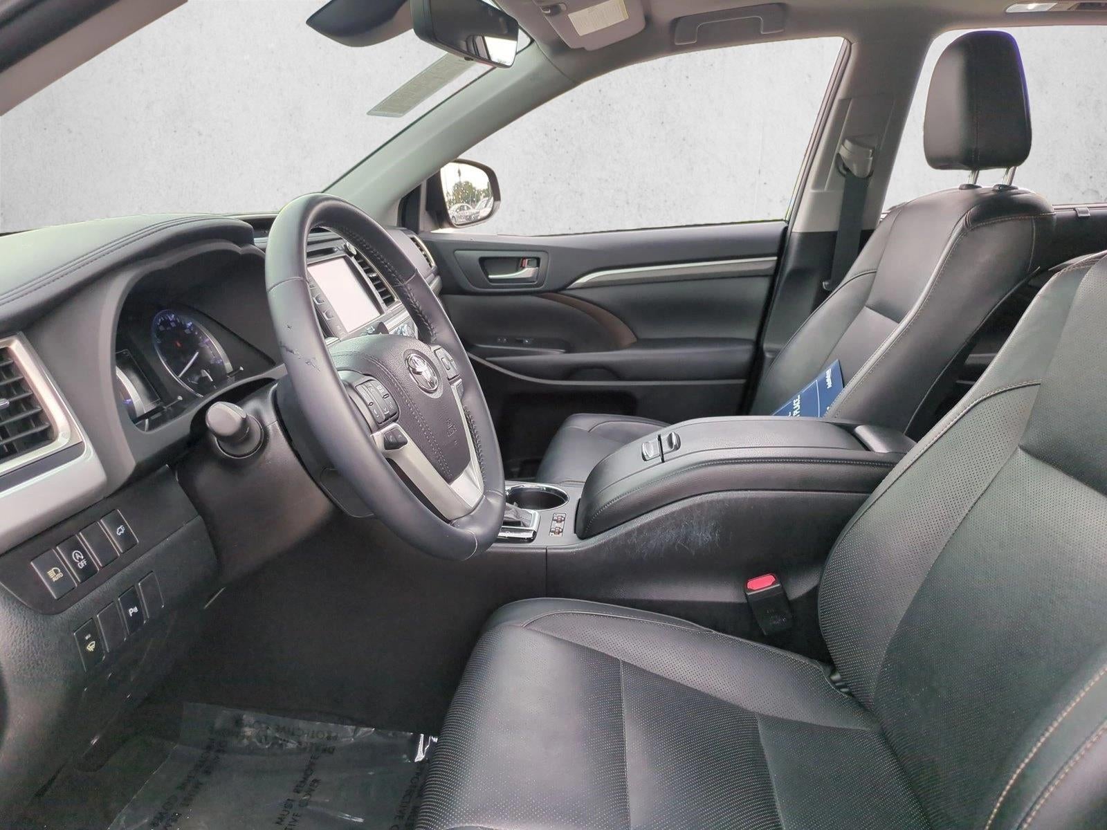 2019 Toyota Highlander Limited V6 FWD (GS)