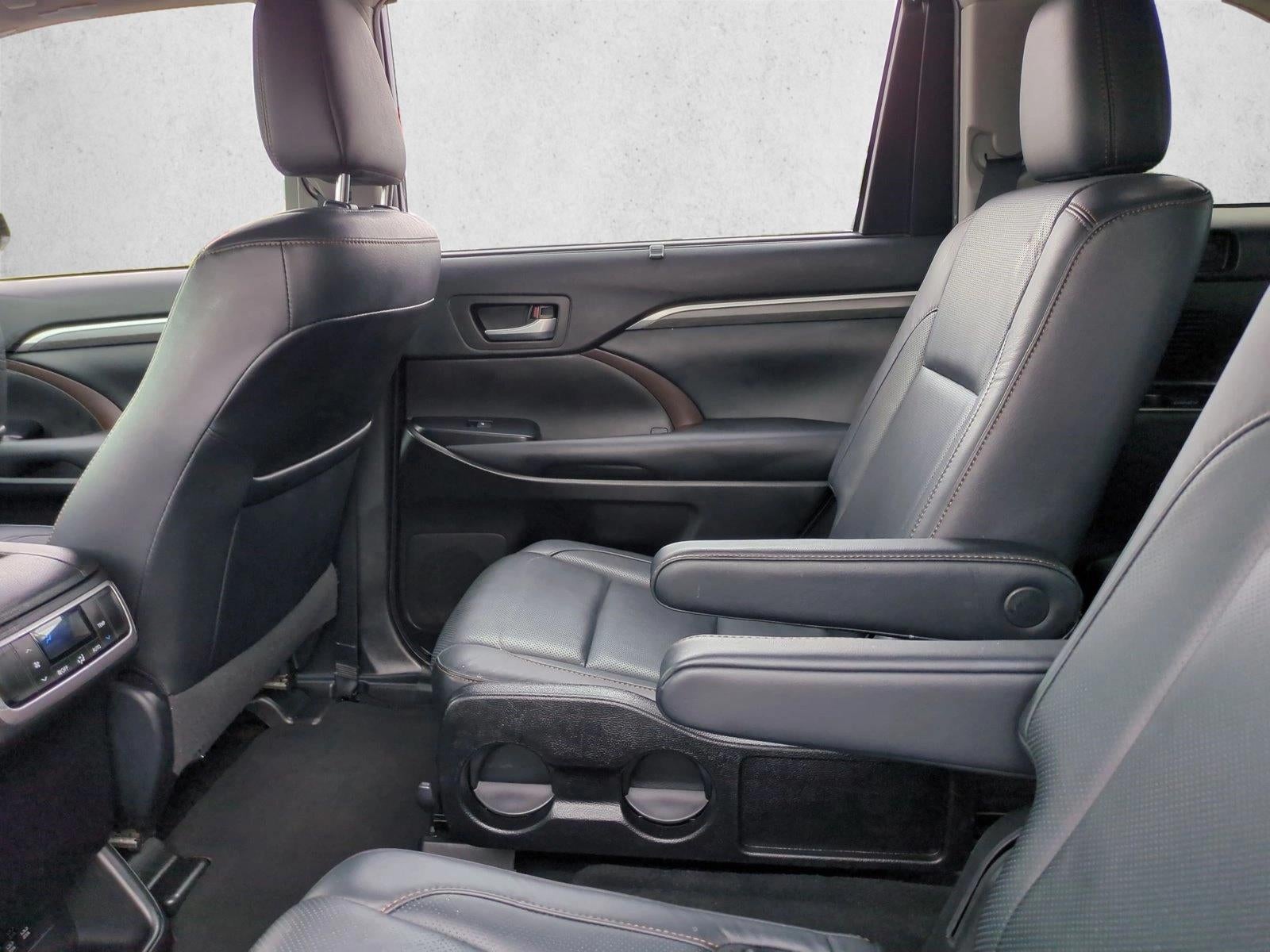 2019 Toyota Highlander Limited V6 FWD (GS)