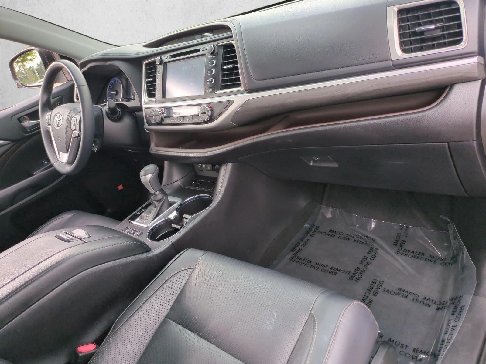 2019 Toyota Highlander Limited V6 FWD (GS)