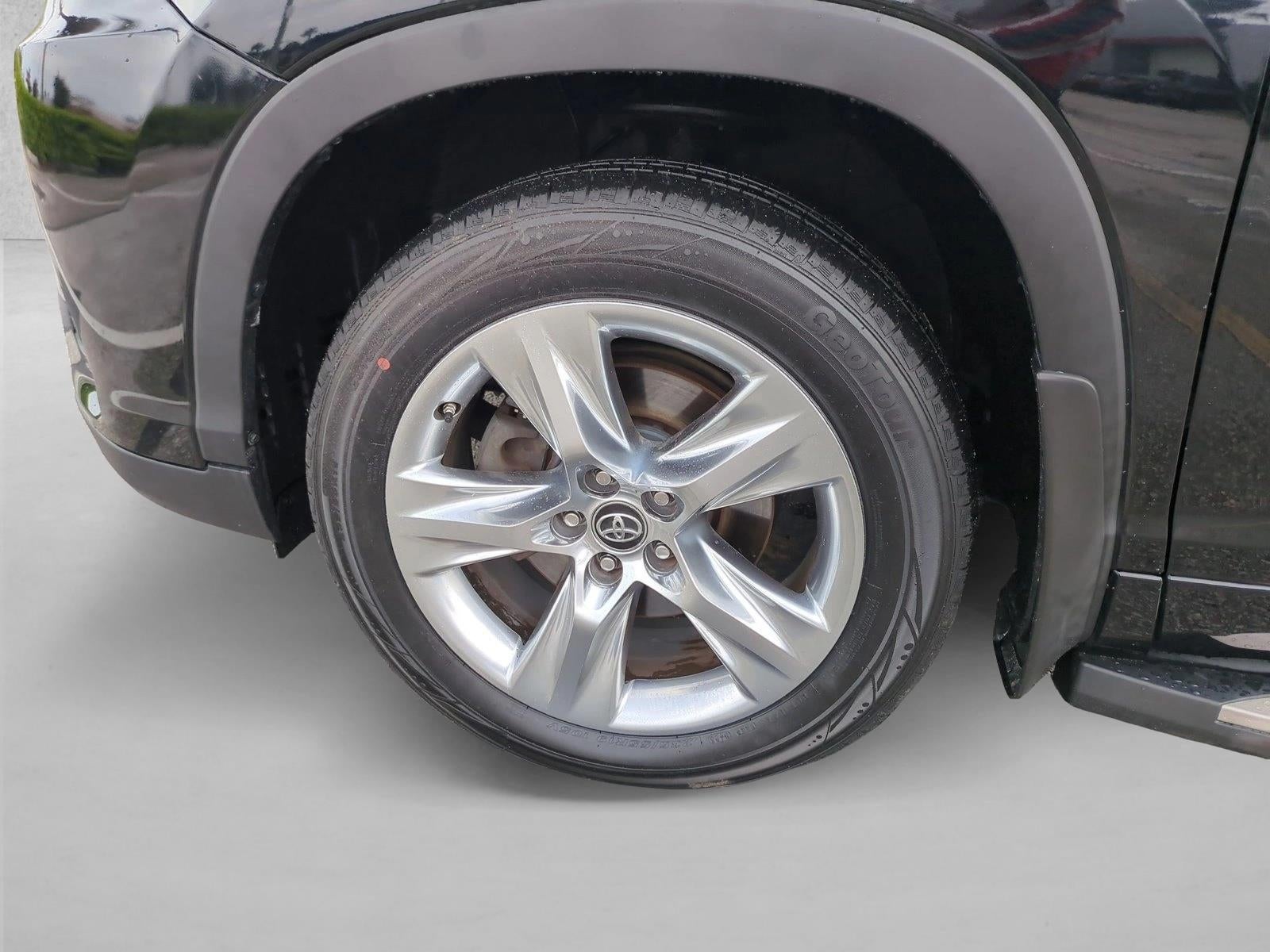 2019 Toyota Highlander Limited V6 FWD (GS)