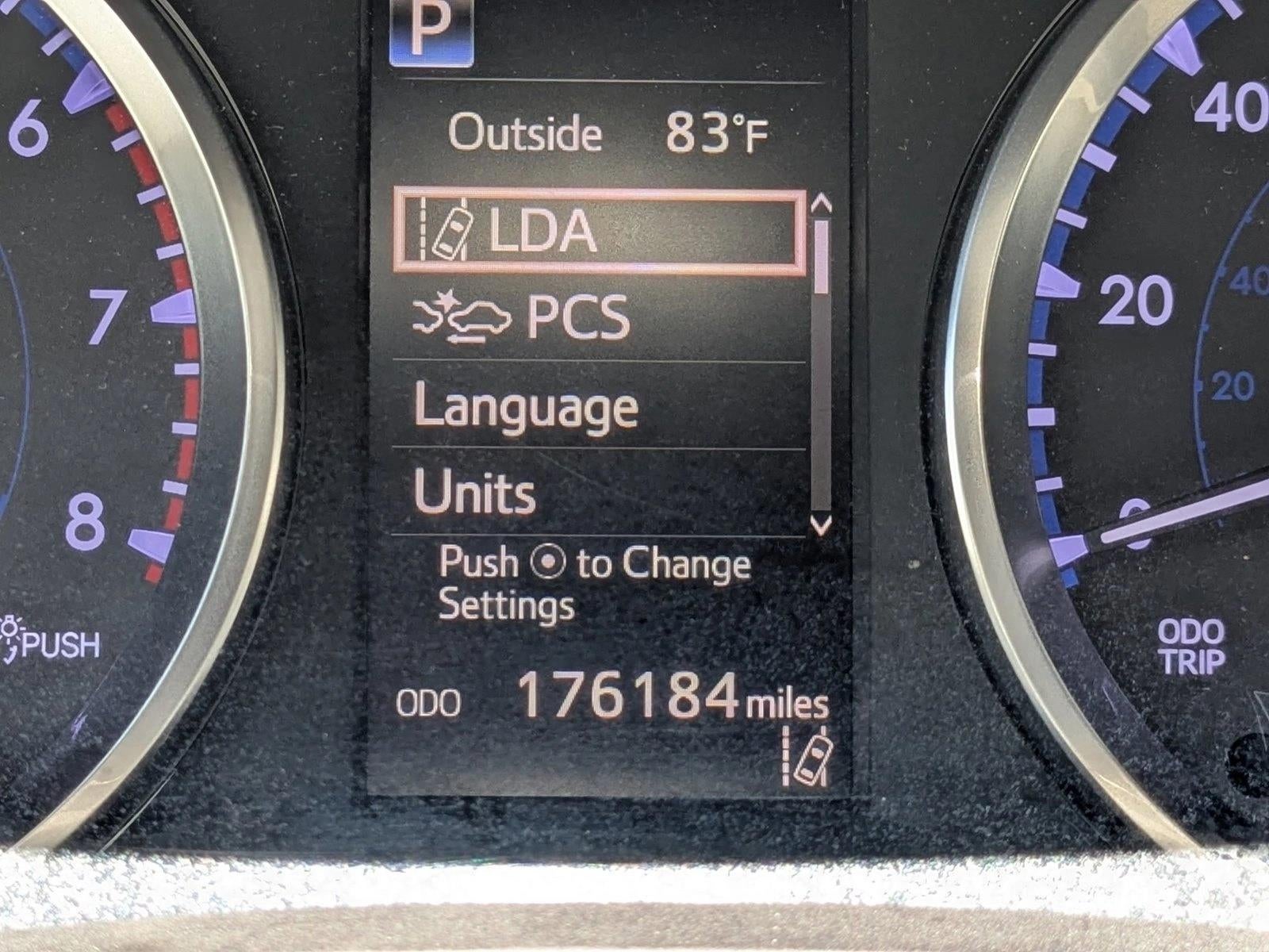2018 Toyota Highlander LE I4 FWD (Natl)