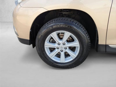 2013 Toyota Highlander FWD 4dr V6 SE (Natl)