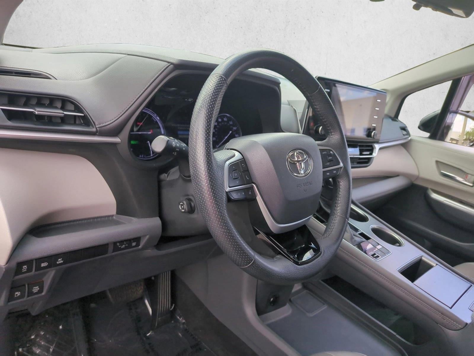 2021 Toyota Sienna Limited FWD 7-Passenger (GS)