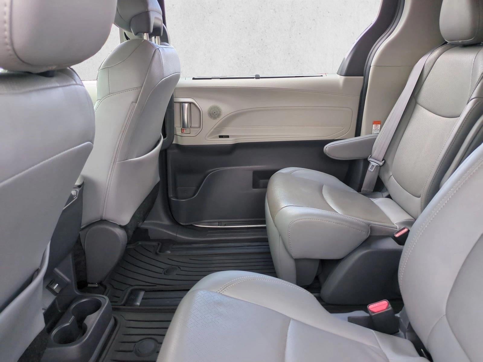 2021 Toyota Sienna Limited FWD 7-Passenger (GS)