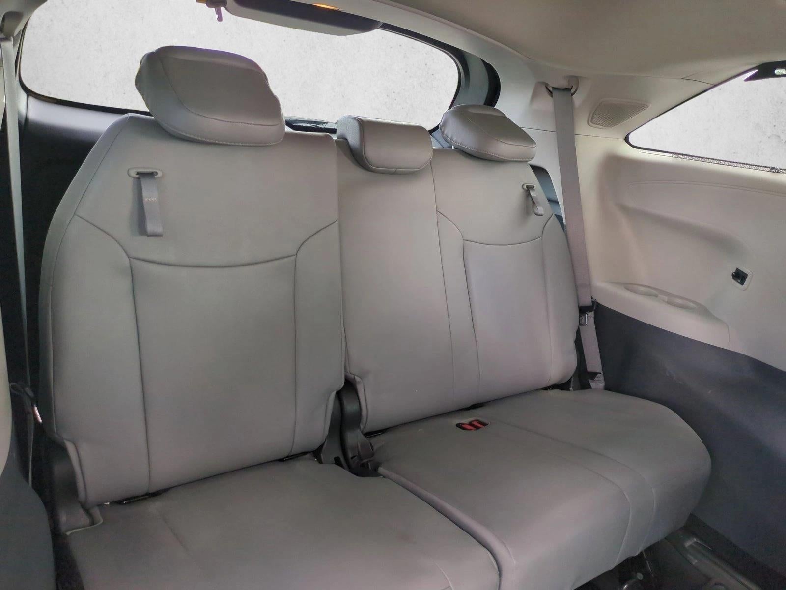 2021 Toyota Sienna Limited FWD 7-Passenger (GS)
