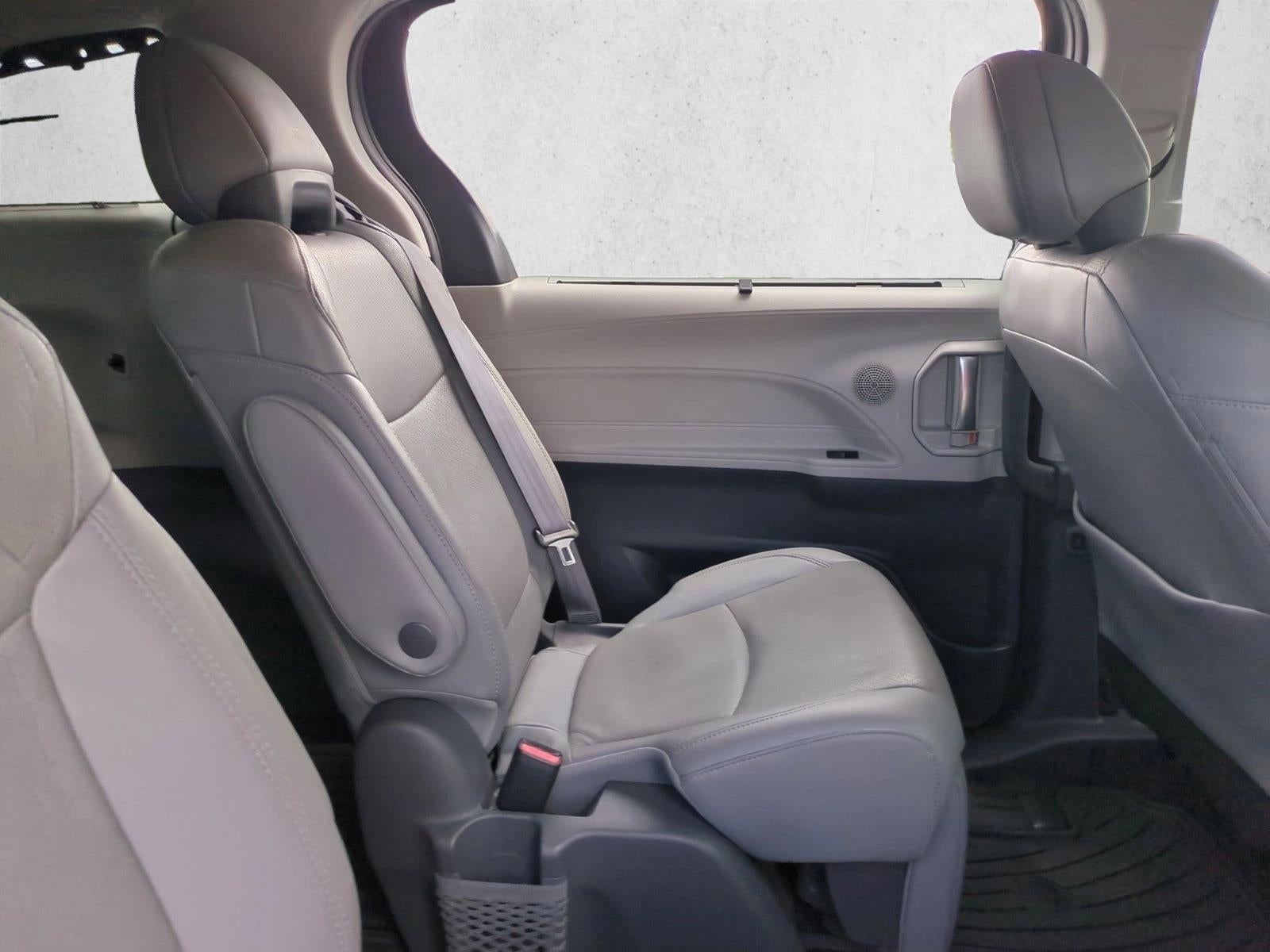 2021 Toyota Sienna Limited FWD 7-Passenger (GS)