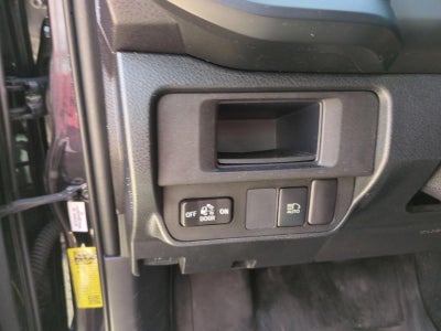 2019 Toyota Tacoma 2WD 2WD SR Double Cab 5' Bed I4 AT (GS)