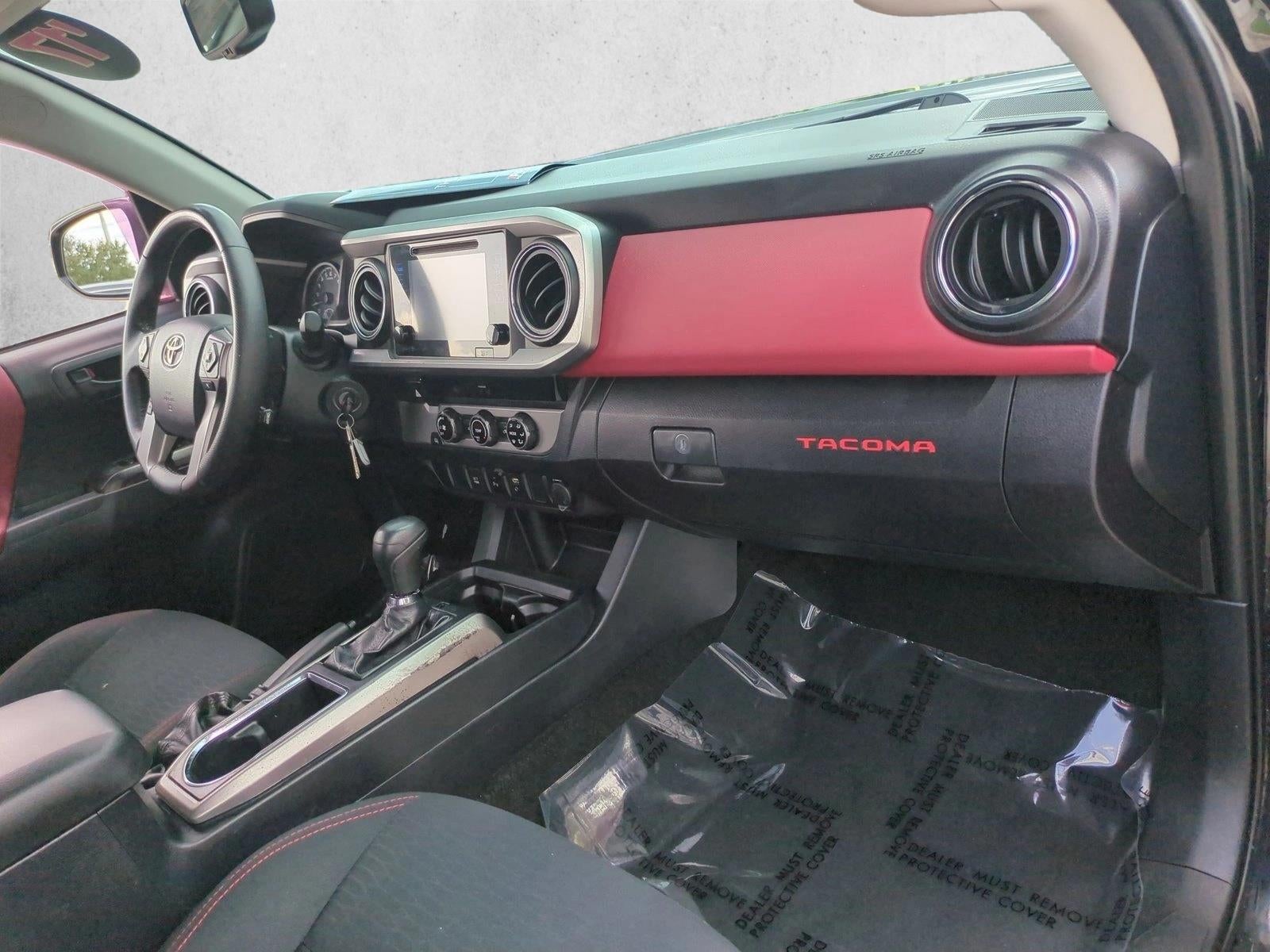 2017 Toyota Tacoma SR5 Double Cab 5' Bed V6 4x2 AT (GS)