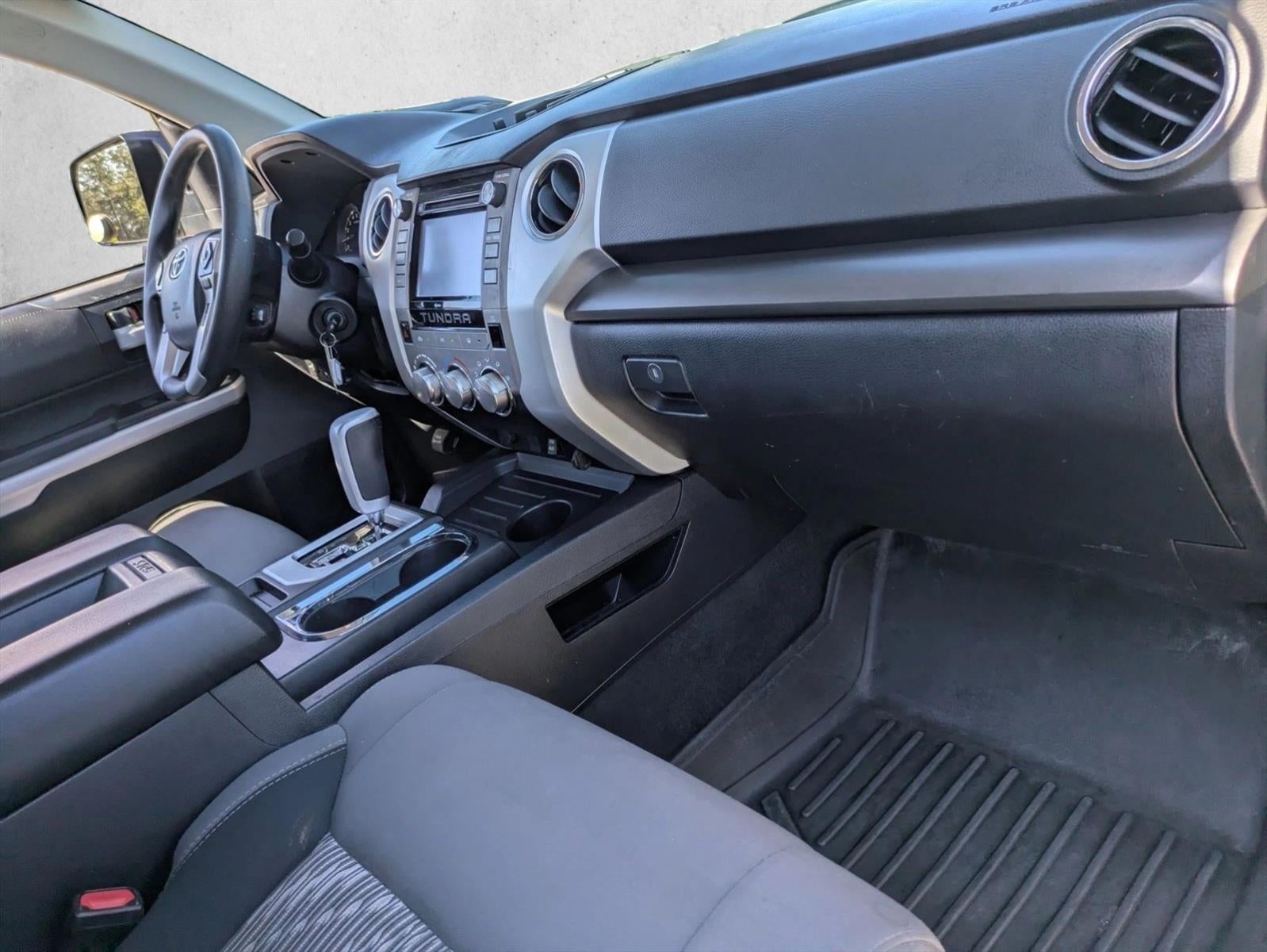 2019 Toyota Tundra 2WD 2WD SR5 CrewMax 5.5' Bed 5.7L (SE)