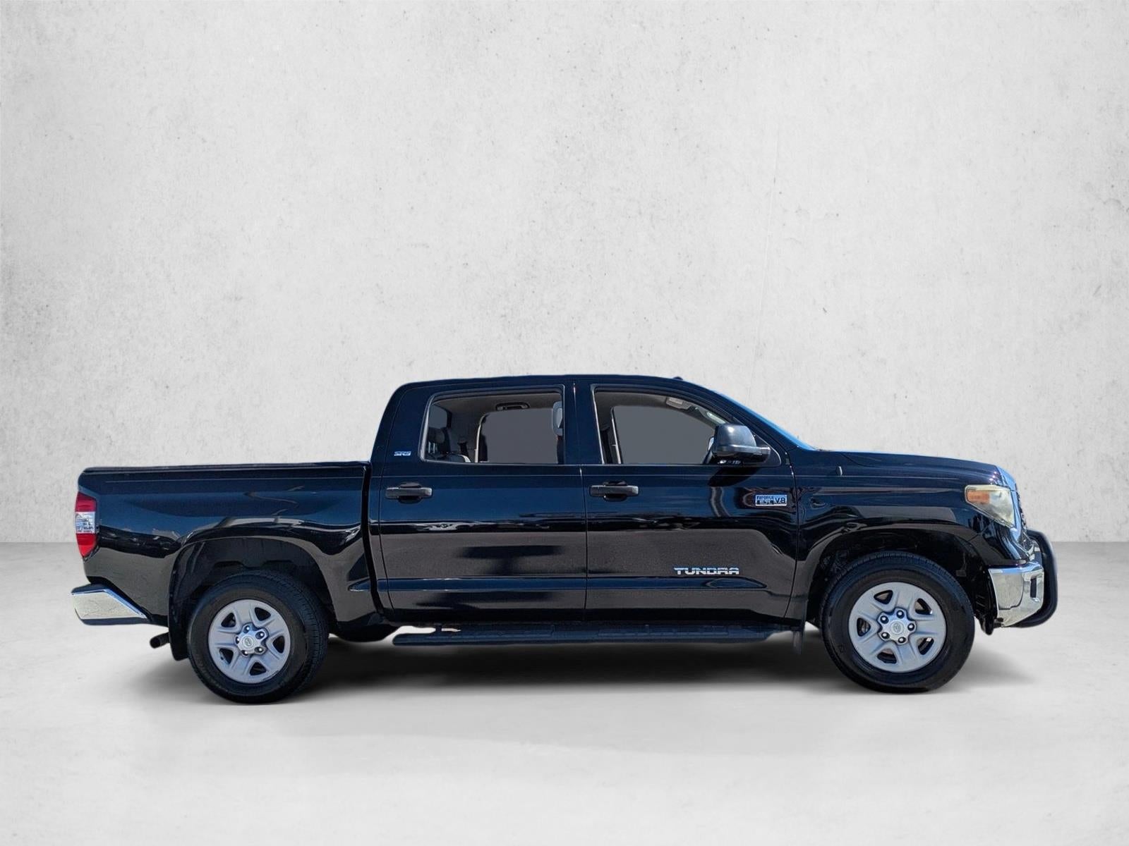 2019 Toyota Tundra 2WD 2WD SR5 CrewMax 5.5' Bed 5.7L (SE)