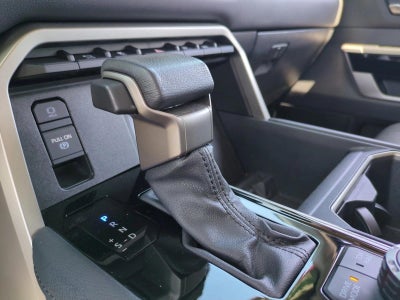 2023 Toyota Tundra 4WD 4WD Limited CrewMax 5.5' Bed (Natl)