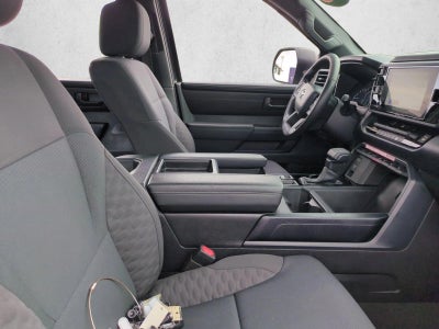 2025 Toyota Tundra 4WD 4WD SR CrewMax 5.5' Bed (Natl)