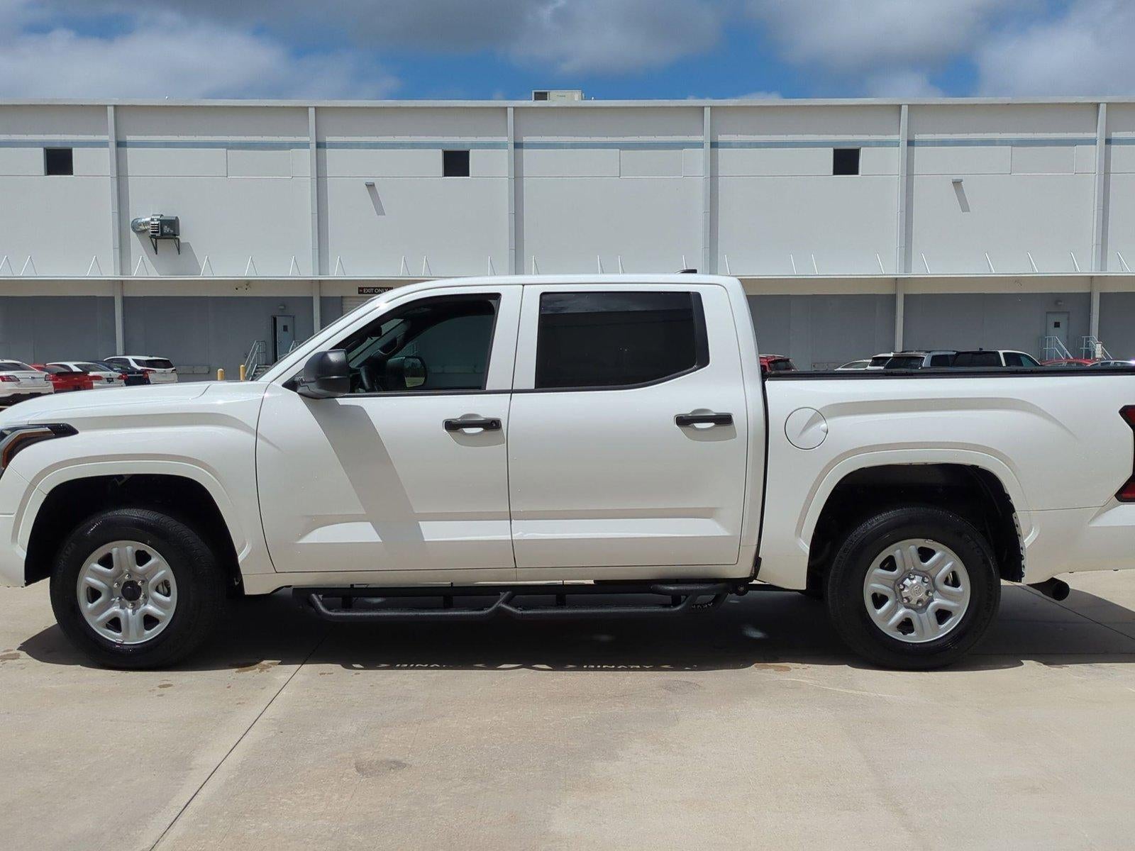 2025 Toyota Tundra 4WD 4WD SR CrewMax 5.5' Bed (Natl)